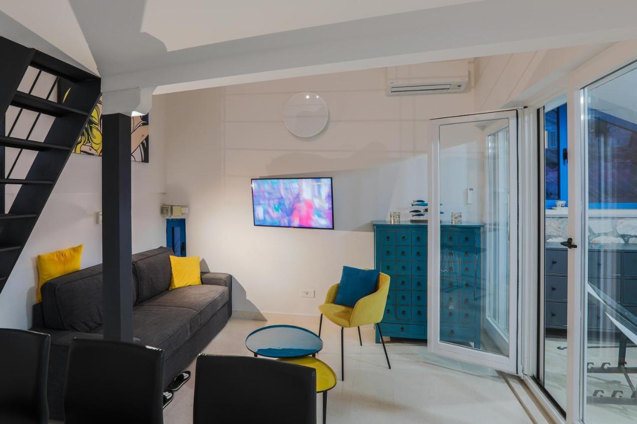 Penthouse In Old Dalmatian House - Flybridge Hvar Town Exterior foto