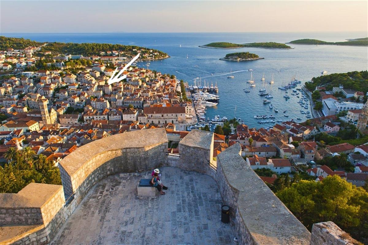 Penthouse In Old Dalmatian House - Flybridge Hvar Town Exterior foto