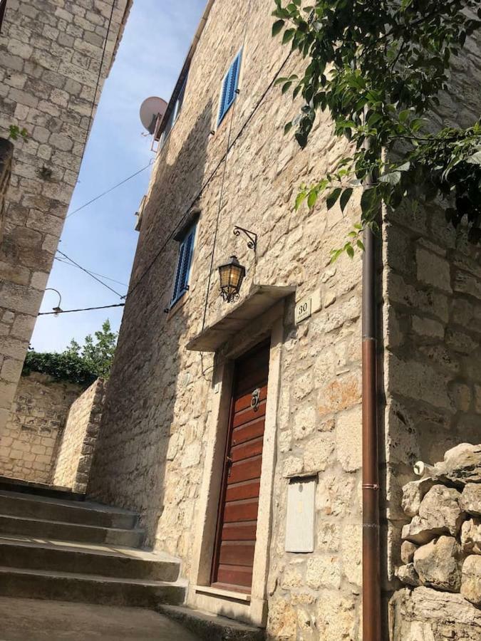 Penthouse In Old Dalmatian House - Flybridge Hvar Town Exterior foto